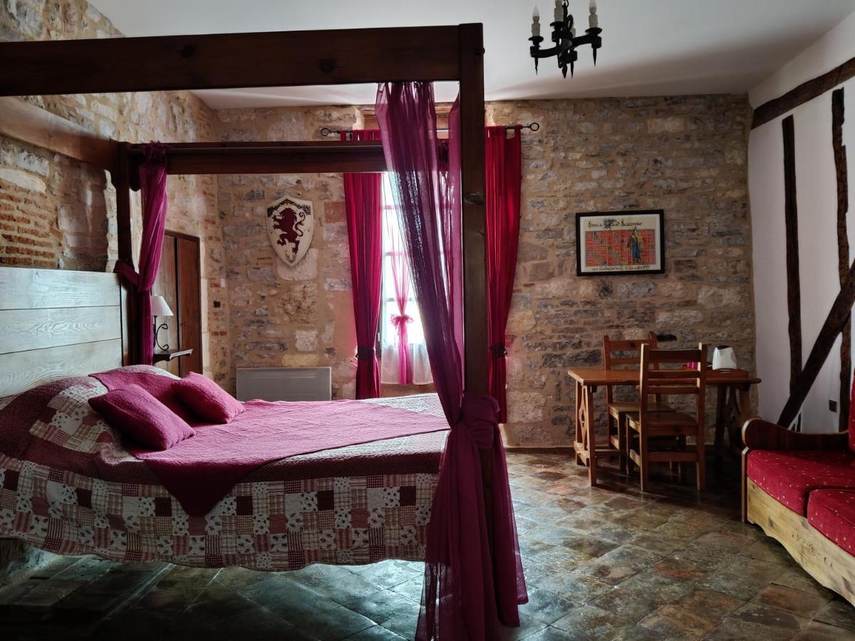 コルド・シュル・シエル シャンブル ドート レスクエル デ シュヴァリエ Bed & Breakfast エクステリア 写真